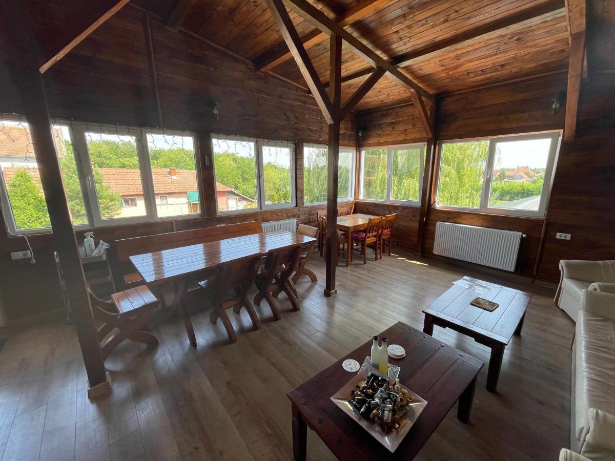 דירות Battonya House מראה חיצוני תמונה